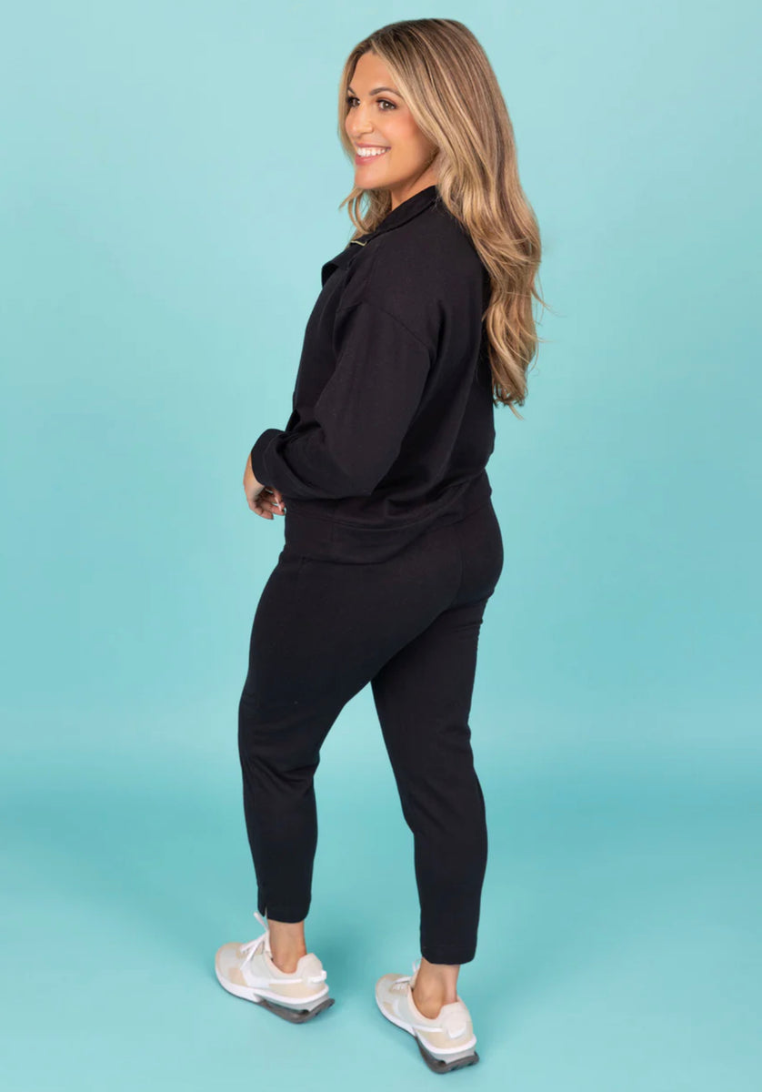 Esqualo Black Ankle Jogger – Luxury and Love